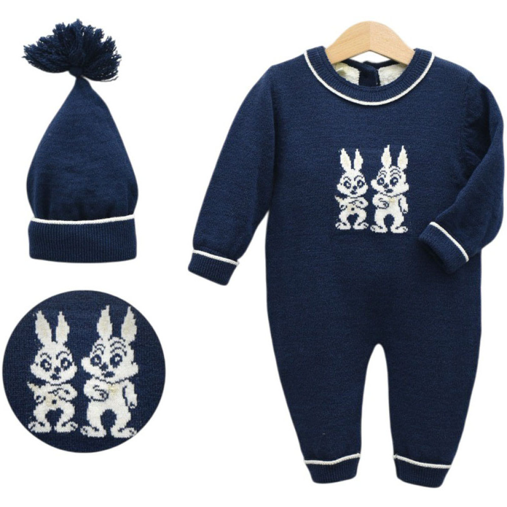 Overalls+hat. Fine knitwear