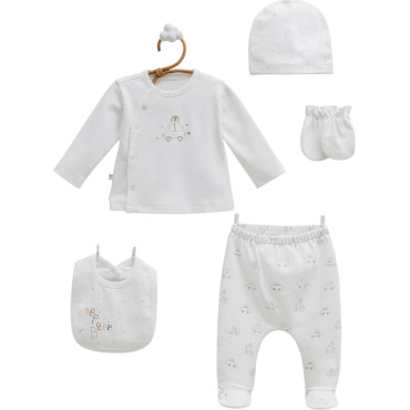 Set 5 items, series FIRST CAR. (Expected 23.01.2026)