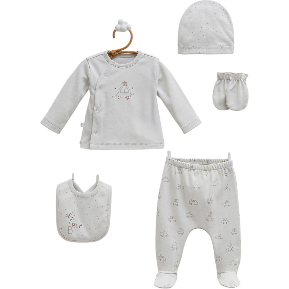 Set 5 items, series FIRST CAR. (Expected 23.01.2026)