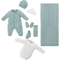 Set 8 items