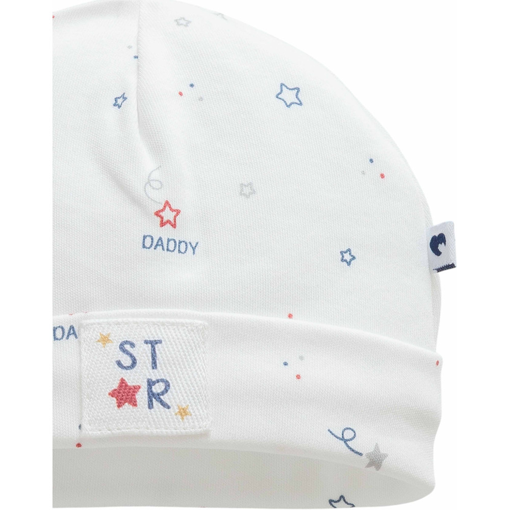 Hat, series FAMILY STAR. (Expected 12.12.2025)