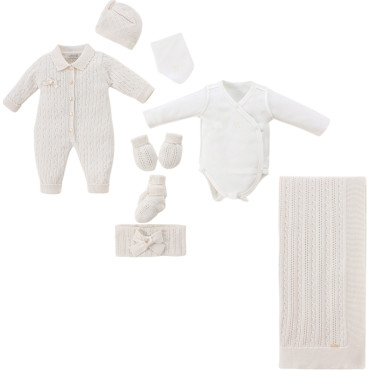 Set 8 items