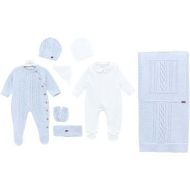 Set 8 items