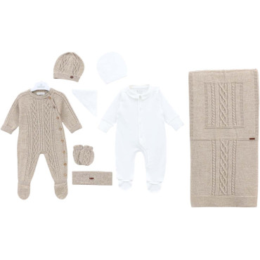 Set 8 items