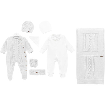 Set 8 items