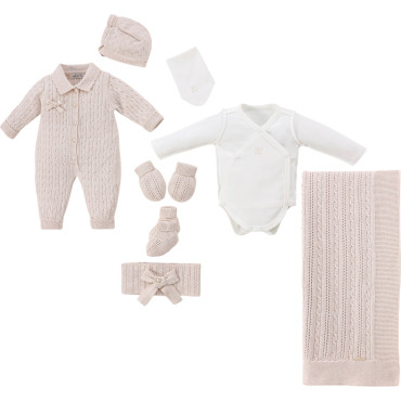 Set 8 items
