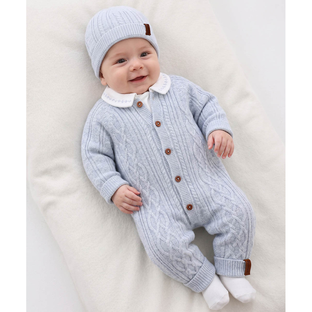 Knitted overalls