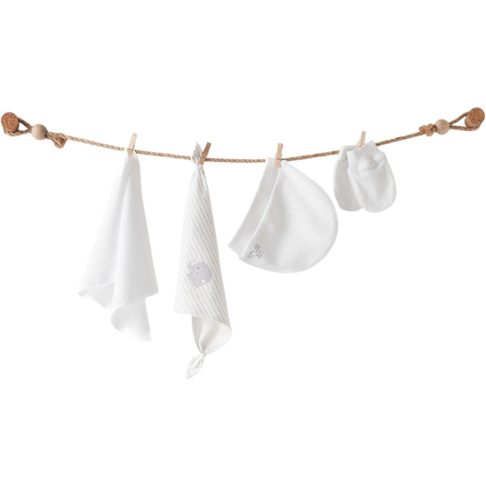 Set of 10 items, series HELLO ELEPHANT. (Expected on 01/30/2026)