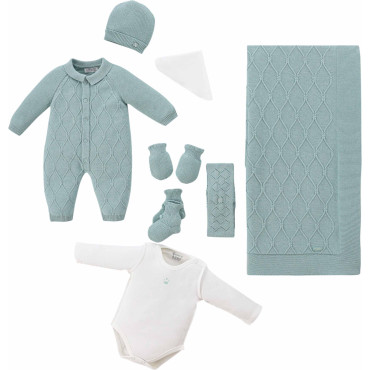 Set 8 items