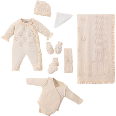 Set 8 items
