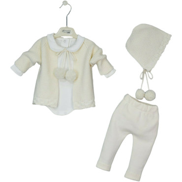 Set 4 items. Fine knitwear