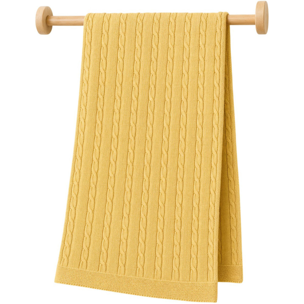 Knitted blanket (expected 31.07.2026)