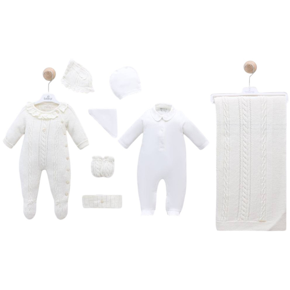 Set 8 items
