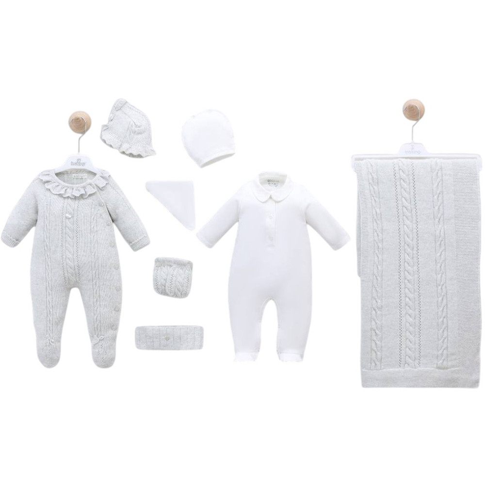 Set 8 items