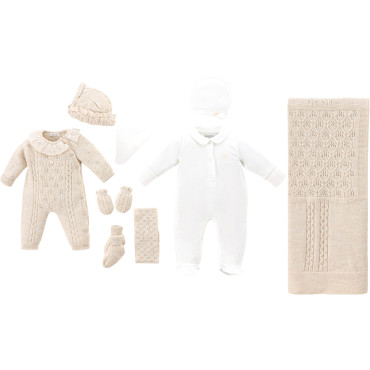 Set 9 items