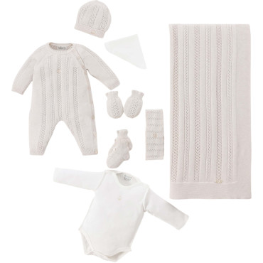 Set 8 items