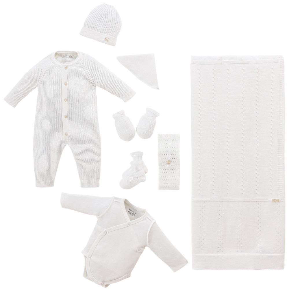 Set 8 items
