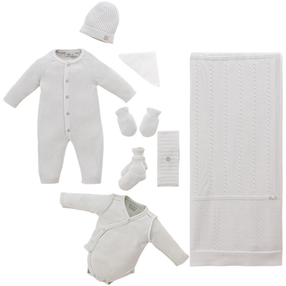 Set 8 items