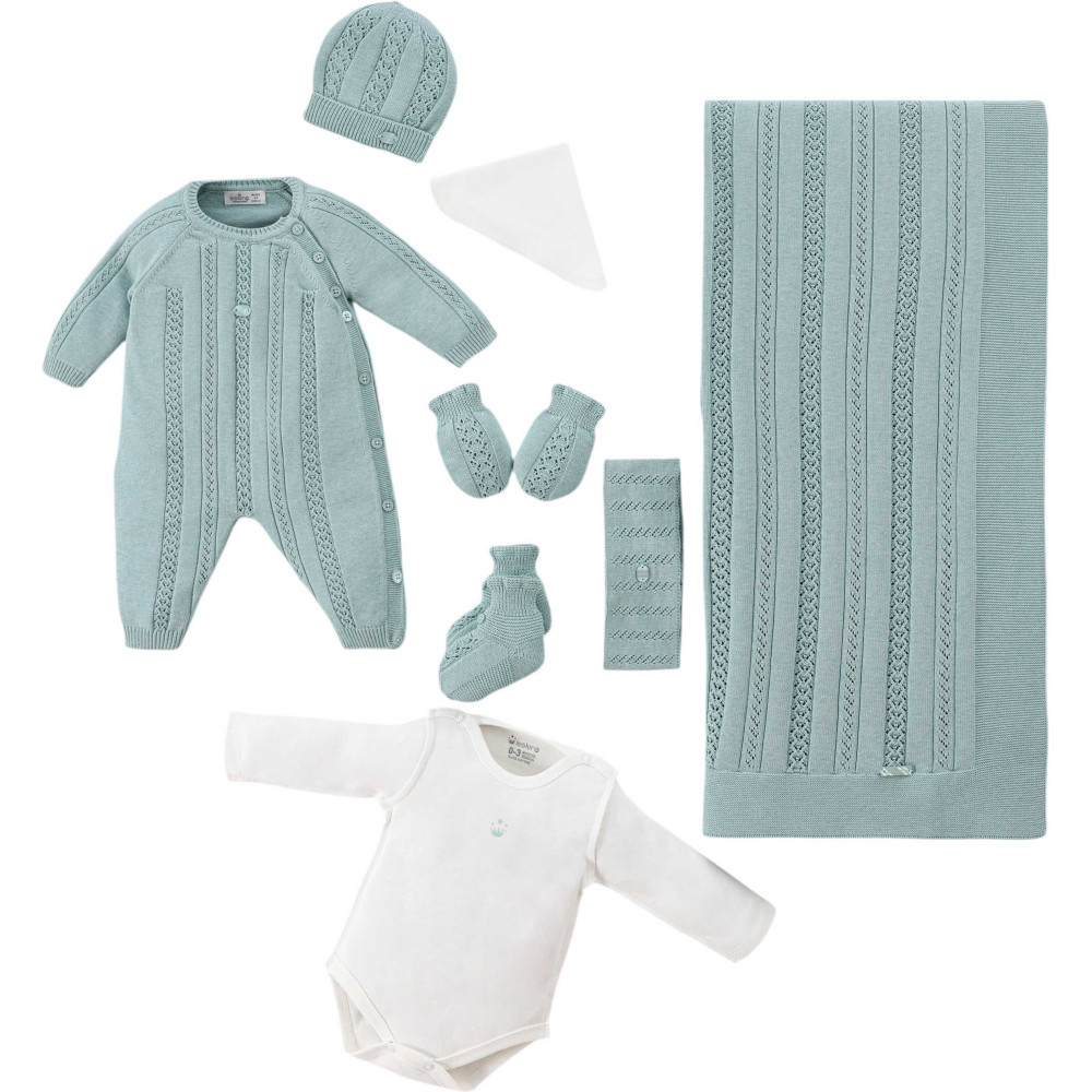 Set 8 items