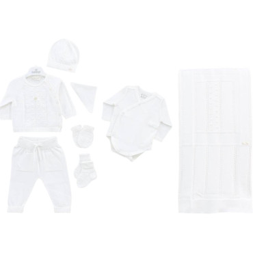 Set 8 items