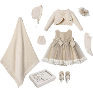 Set 8 items