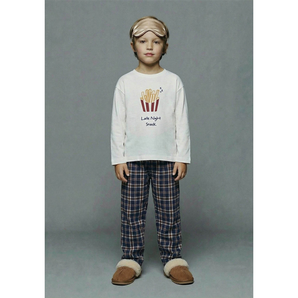 Pajamas 