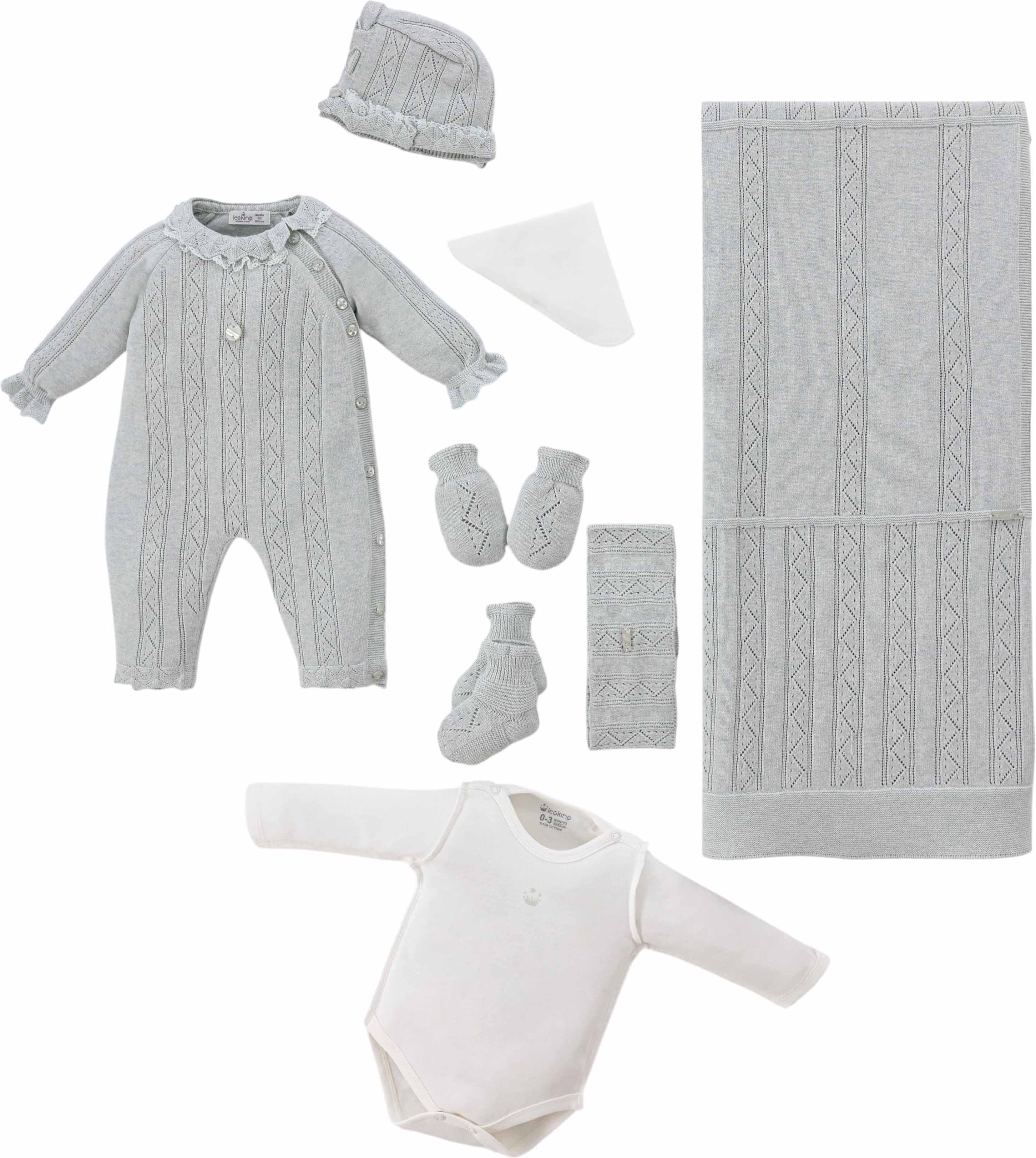 Set 8 items