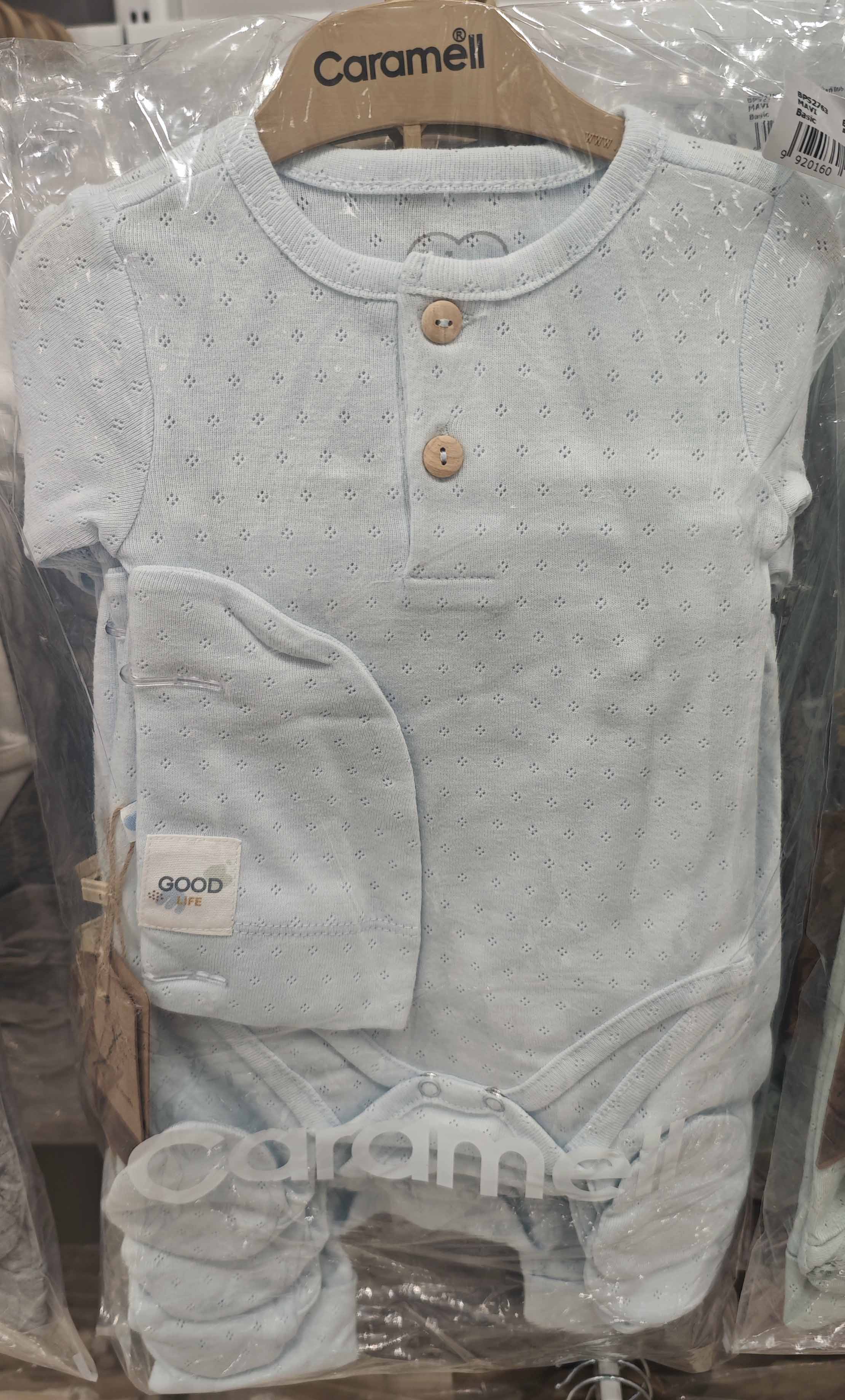 Set of bodysuit + onesie + cap, series BASIC