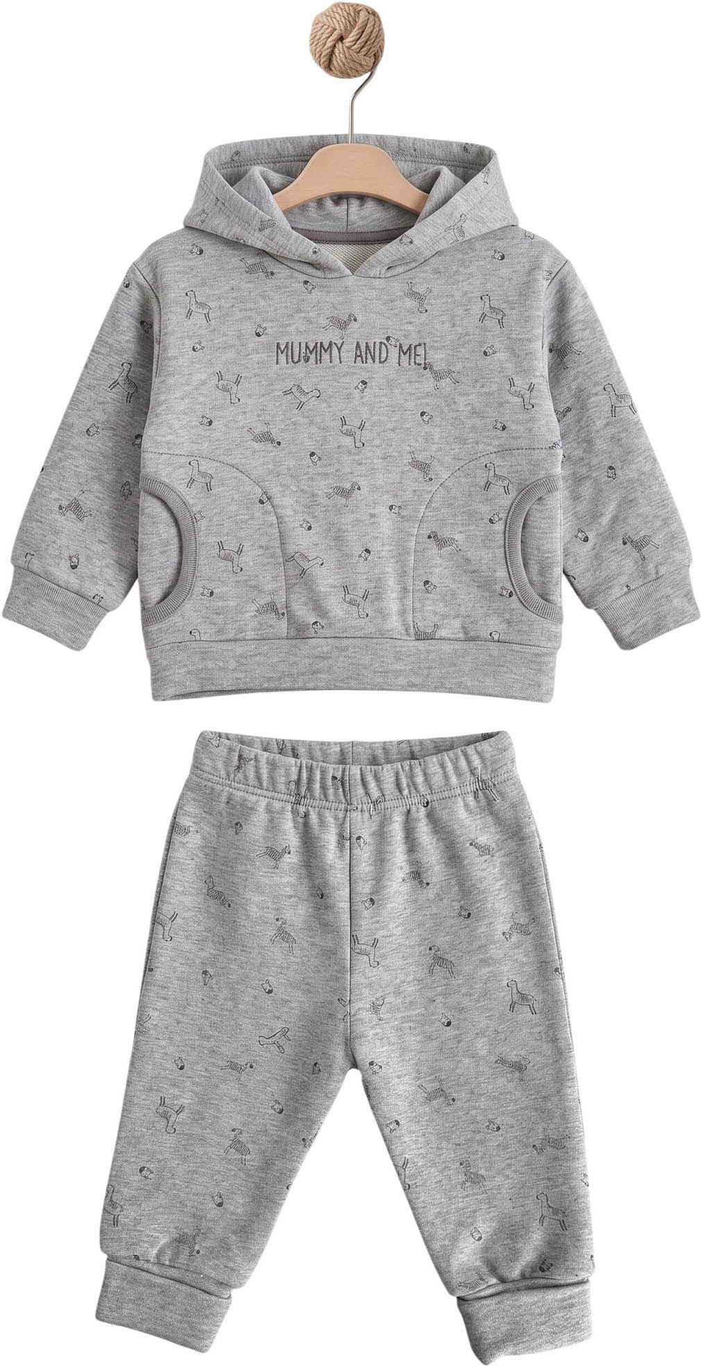 Set sweater+pants (expected 31.07.2026) Set sweater+pants (expected 31.07.2026)