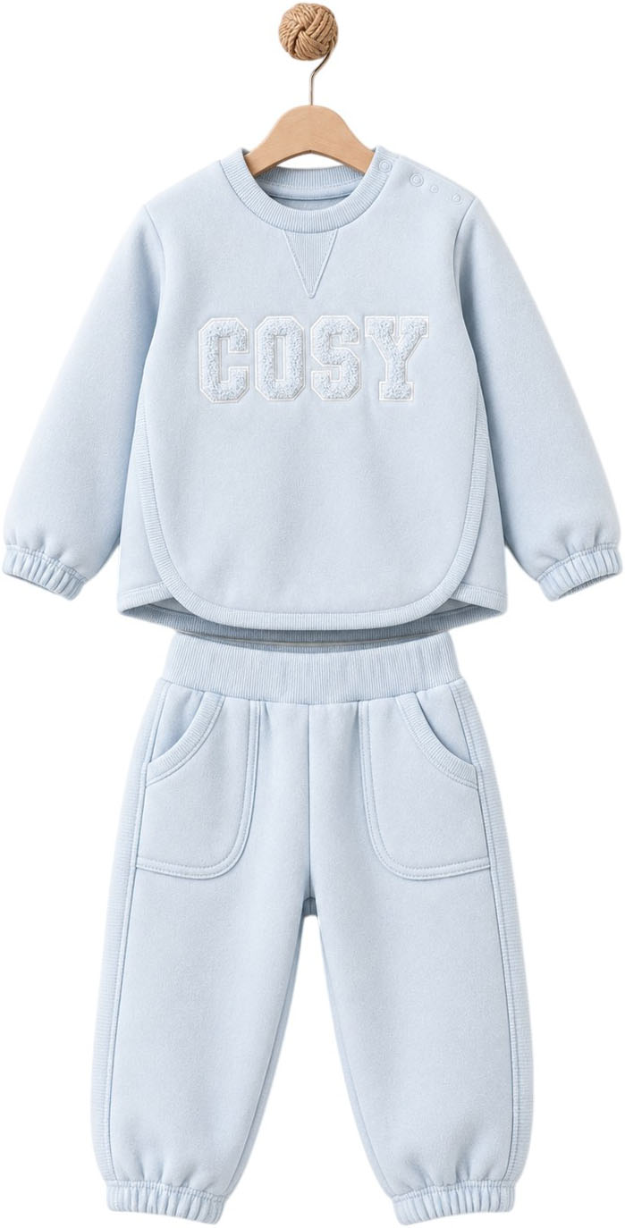 Set sweater+pants (expected 31.07.2026) Set sweater+pants (expected 31.07.2026)