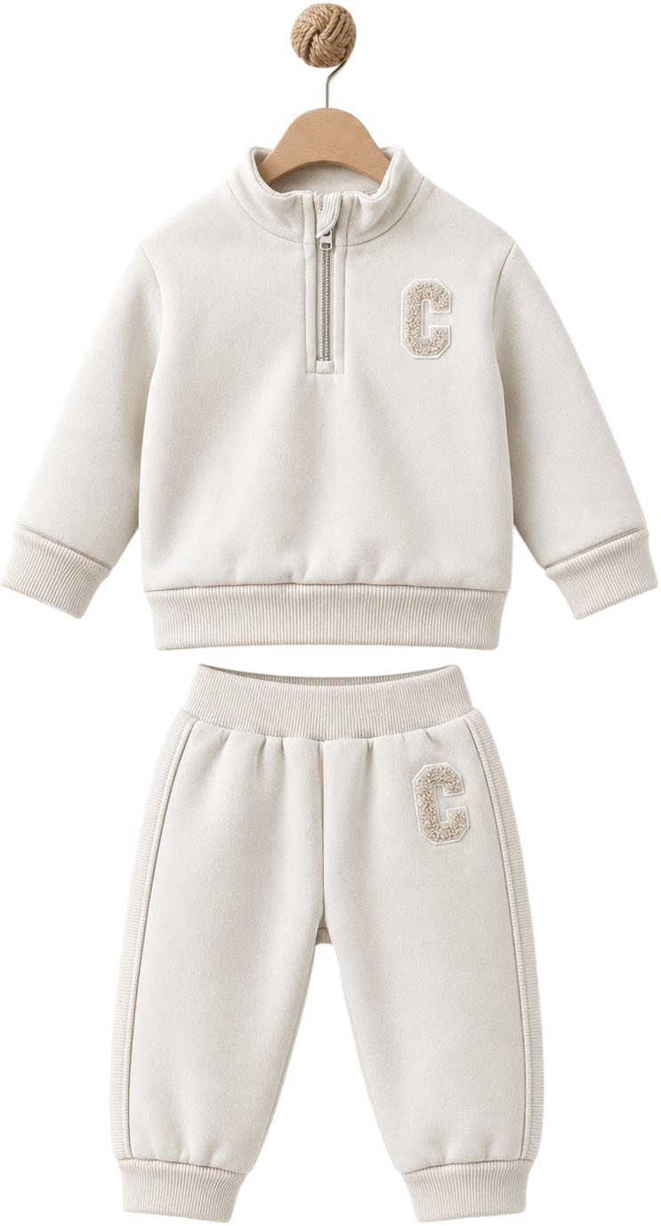 Set sweater+pants (expected 31.07.2026) Set sweater+pants (expected 31.07.2026)
