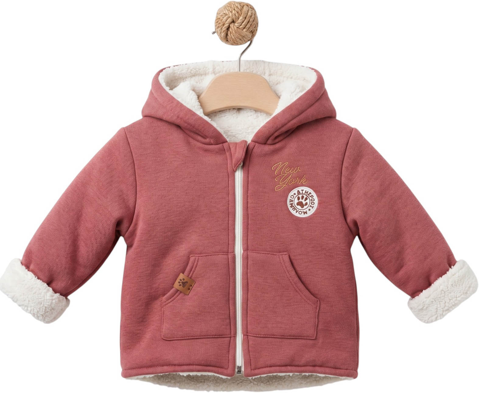 Sweater (expected 31.07.2026) Sweater (expected 31.07.2026)