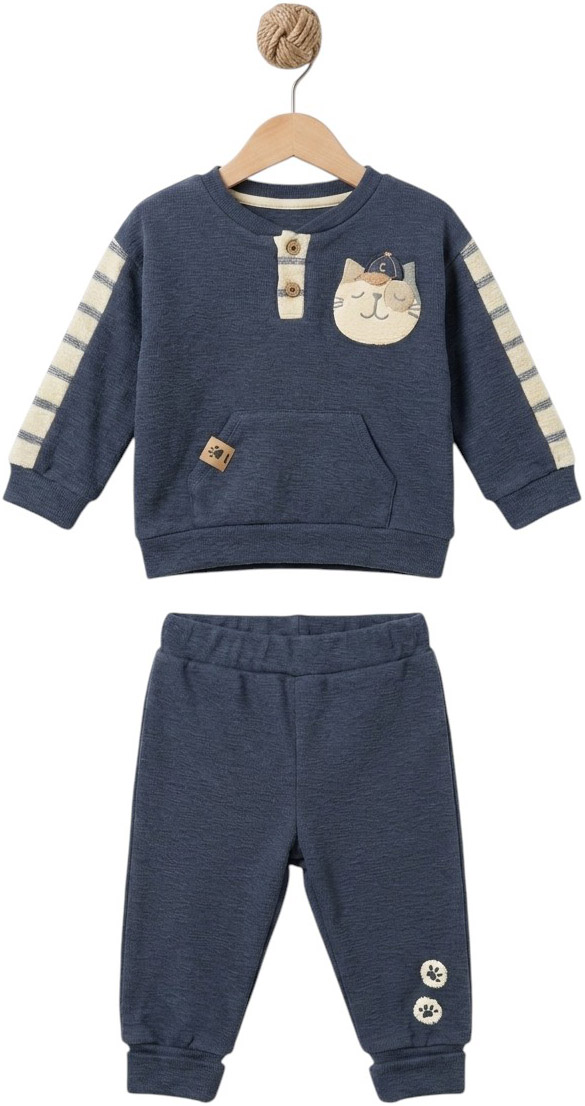 Set sweater+pants (expected 31.07.2026) Set sweater+pants (expected 31.07.2026)