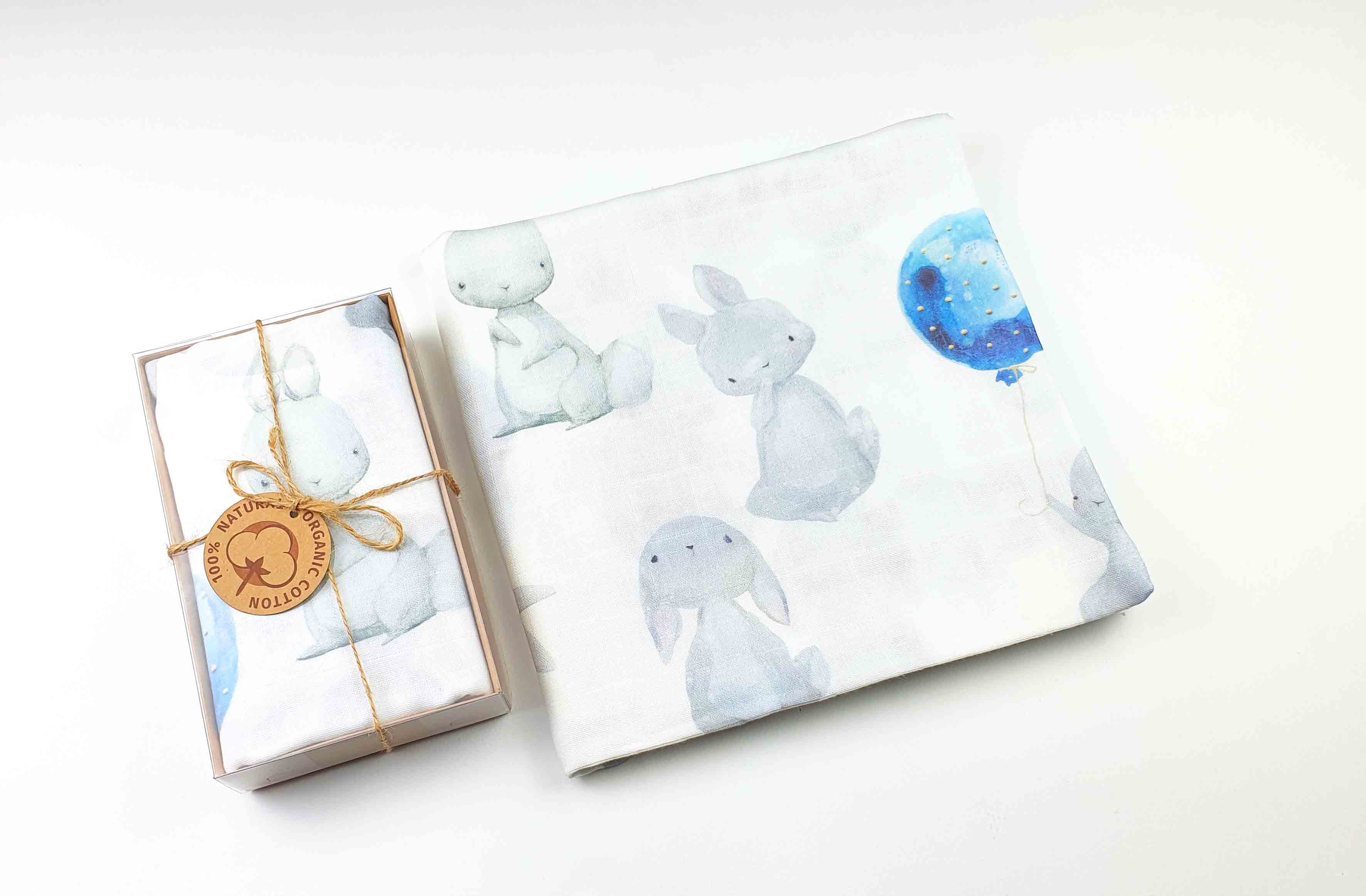 Muslin blanket. Print: Blue Baloon Rabbit