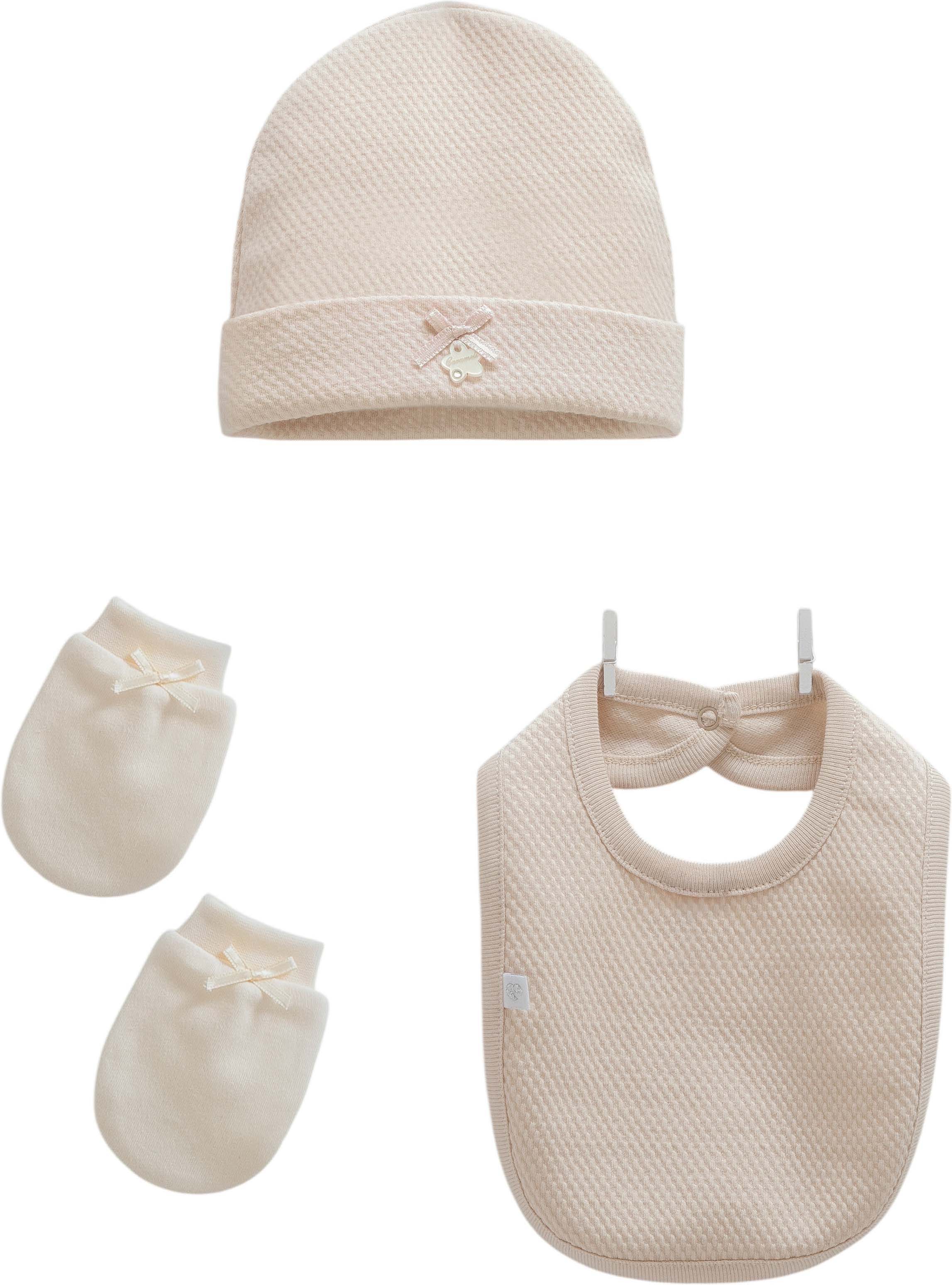Hat+bib+gloves, series LOVE FEEL